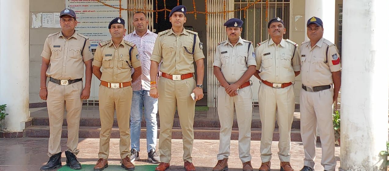 रेहटी पुलिस ने की कार्यवाही,डीजल चोरी में दो आरोपी गिरफ्तार, स्विफ्ट कार कीमती चार लाख समेत नगद बीस हजार रूपये जप्त