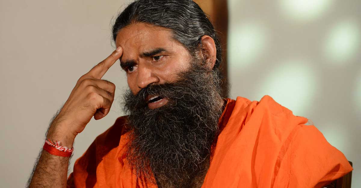 Baba Ramdev ने साधा मुस्लिमों पर निशाना कहा “मुसलमानों को लगता है कि नमाज आतंकवाद, हिंदू लड़कियों के अपहरण से मुक्ति दिलाती है”