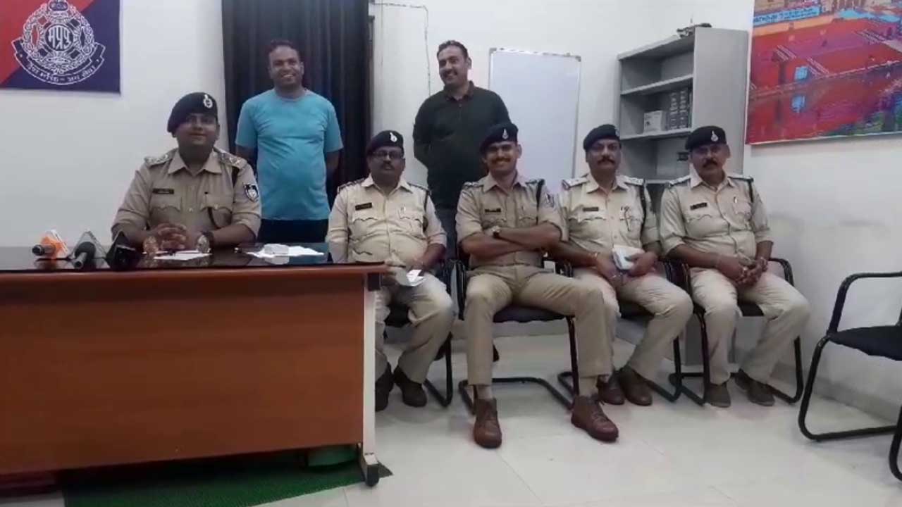 नर्मदापुरम की कोतवाली पुलिस ने की बड़ी करवाई, 24 घंटों के भीतर अंधे कत्ल का किया खुलासा