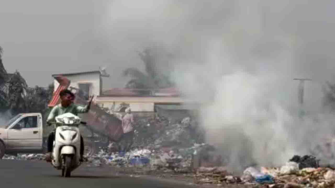 अब खुले में कचरा जलाया तो नौकरी से होंगे बाहर, लगेगा 10 हजार से अधिक जुर्माना