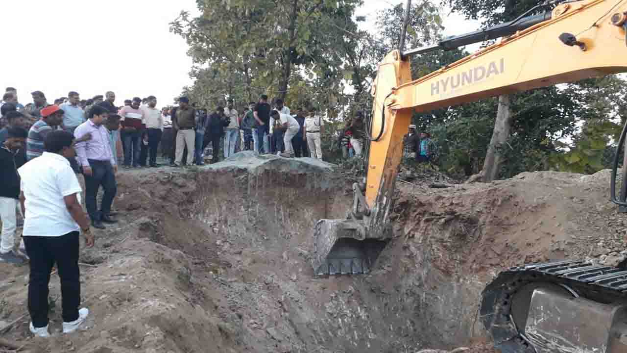 बच्चे की खुले बोरिंग में गिरने से मौत हो गई, Rescue के बाद भी नहीं बच सकी जान