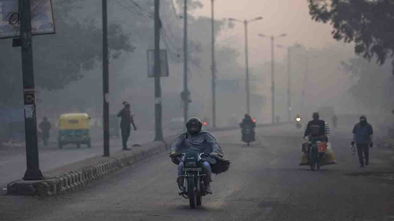 Weather: ठंड से कांप रहा मध्य प्रदेश-छत्तीसगढ़, 5 डिग्री पर पहुंचा पारा!