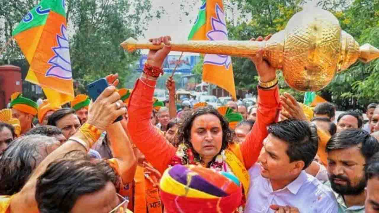 कांग्रेस सरकार की गलतियों की वजह से सुखदेव सिंह की हत्या, भड़के बालमुकुंद आचार्य