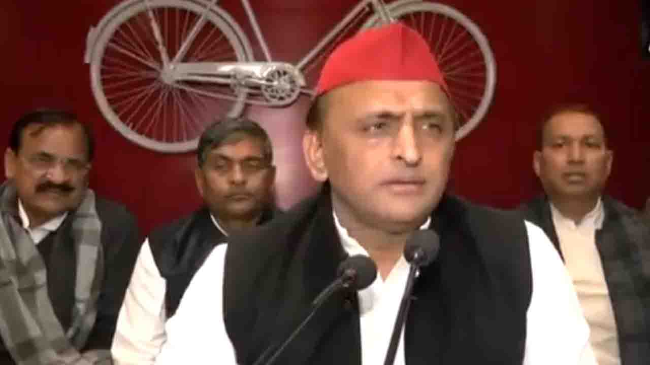 जिसका दाना उसका गाना… Press के लोगों को Akhilesh Yadav ने दी नसीयत!