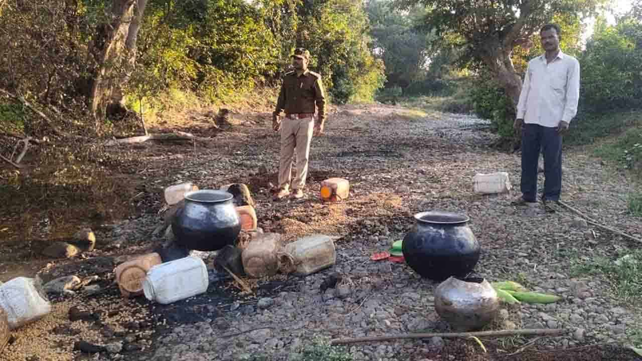 इटारसी और सिवनी मालवा में अवैध शराब के विरुद्ध कार्यवाही जारी!