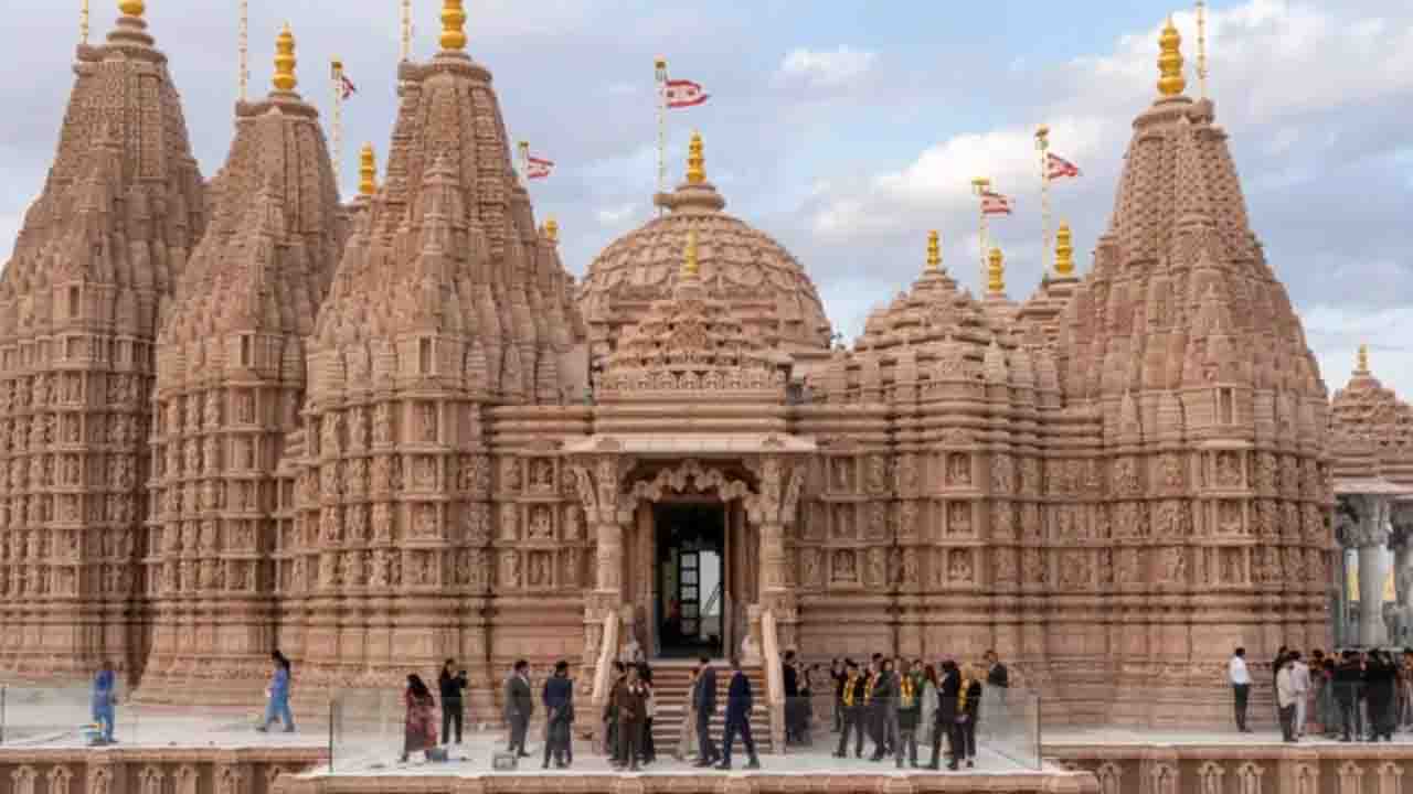 UAE के Hindu Mandir पहुंचे Jethalal ने कह दी ये बात | BAPS Temple Abu Dhabi