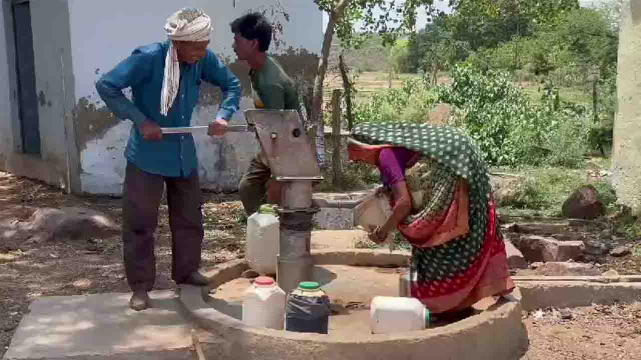 रायसेन जिले के सत्ती गांव में आज भी है पानी का इंतजार!