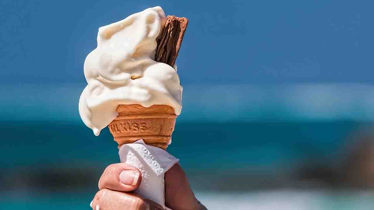 Ice Cream में मिली उंगली किसकी थी? जानिए सच्चाई!