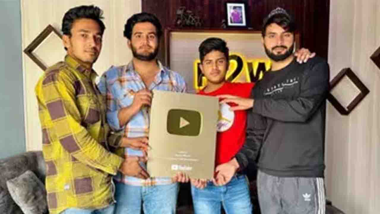 UP: चार YouTubers की एक साथ हुई मौत!