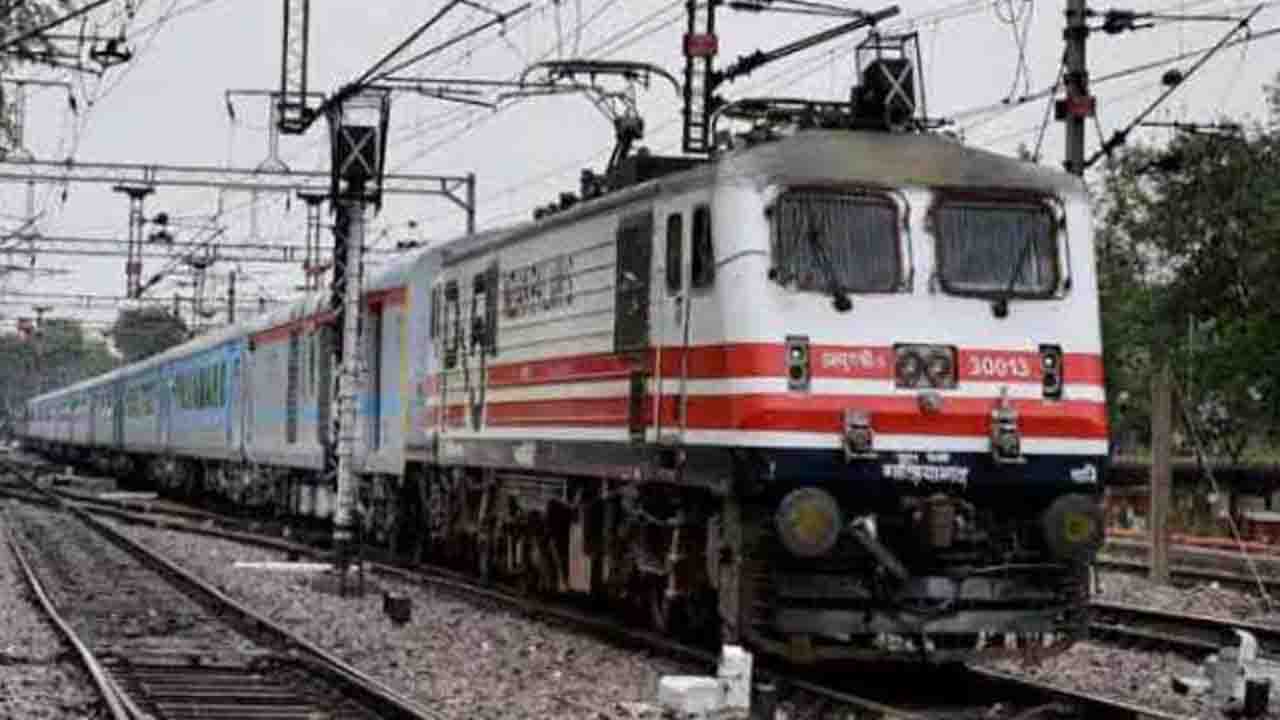 IRCTC Rule Change: 1 नवंबर से रिजर्वेशन का नया नियम लागू, अब 60 दिन पहले होगी टिकट